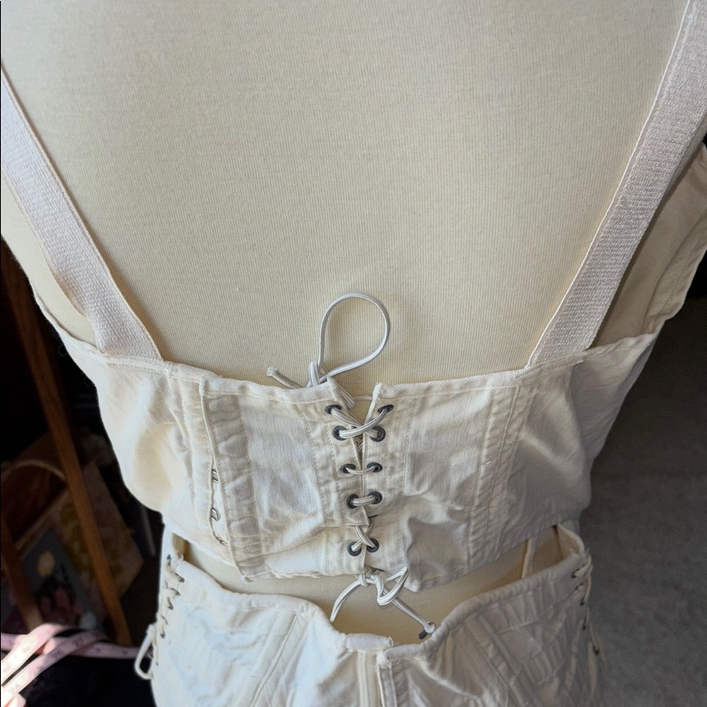 Vintage White/ivory Corset Top - Picture 8 of 11
